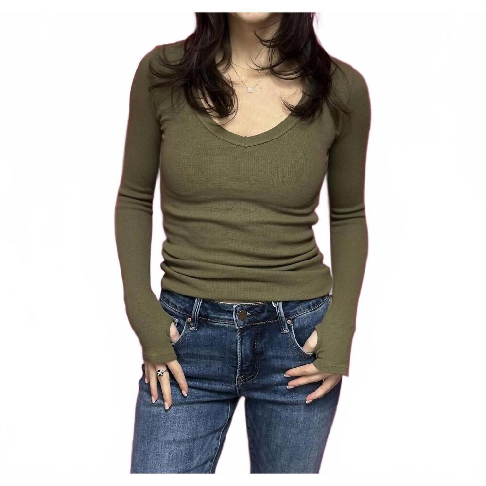 NEW T2LOVE thermal with thumbholes top in olive